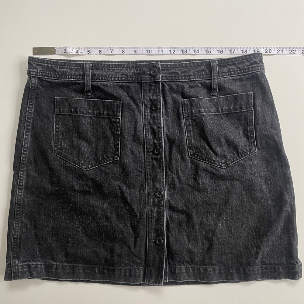 MADEWELL PLUS SIZE High Rise Washed Black Denim Skirt
